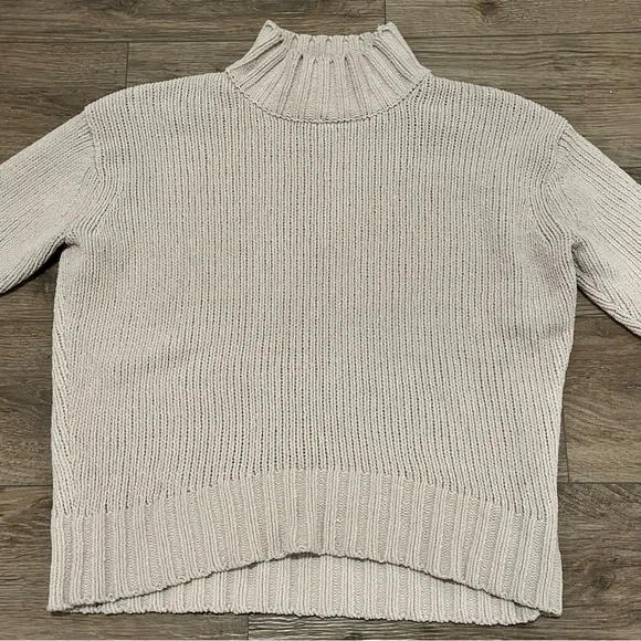 Philosophy Cream Knit Sweater - Medium - Picture 2 of 13